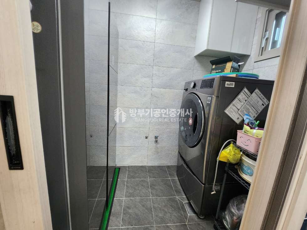 경기 양평군 양서면 따듯한 햇살 가득~ 남향으로 고즈넉한 마을과 멀리 산을 바라보는 전망의 양서면 3억대 전원주택 매매!! 매매 매물번호 14816 사진 4